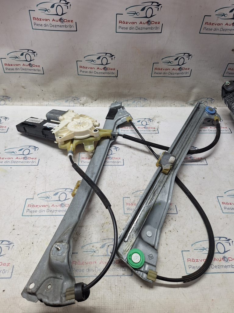 Macara geam dreapta fata Renault Laguna 3 - Benzina 2007, 974826102