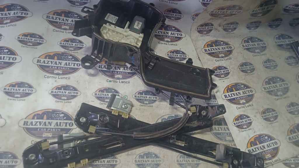 Macara geam dreapta fata Seat Leon 2006, 1P10837402C