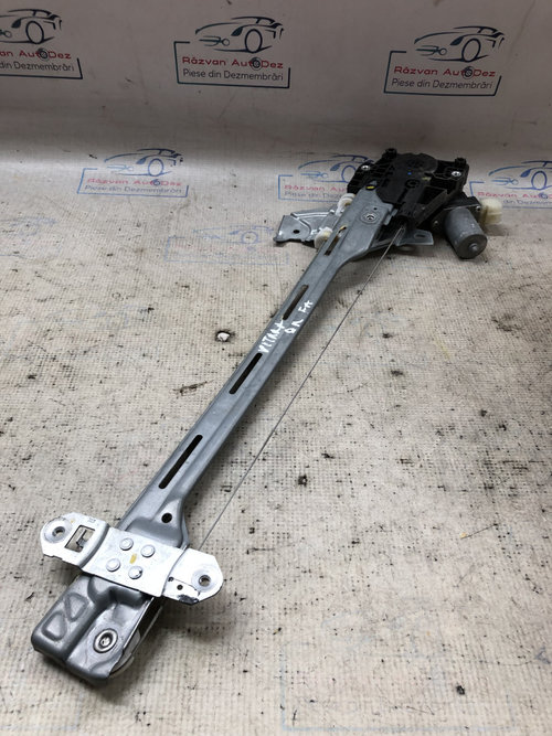 Macara geam dreapta fata Suzuki Vitara 2016, 8340154P12