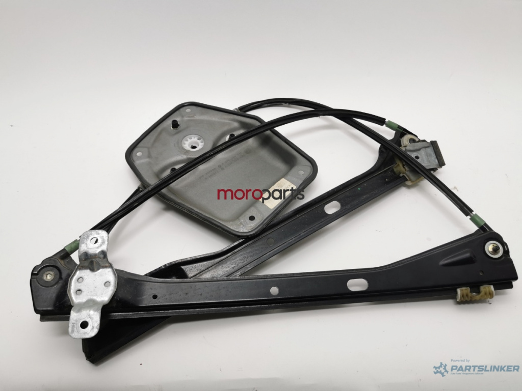 Macara Geam dreapta fata VOLKSWAGEN GOLF V 1K1 2003 - 2009 2.0 TDI 16V BKD VAG 1K4837402E 1K4837462A 1K3837462A