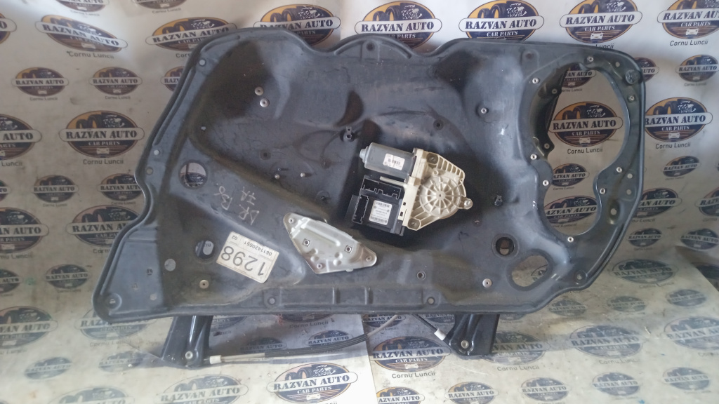 Macara geam dreapta fata Volkswagen Passat B6 2006, 1K0959793G
