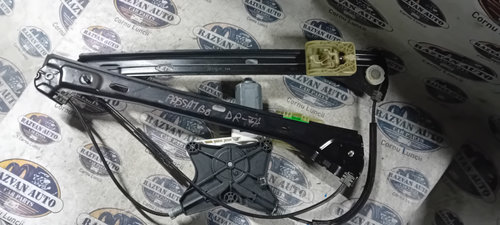 Macara geam dreapta fata Volkswagen Passat B8 2012