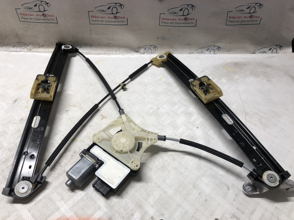 Macara geam dreapta fata Volkswagen Polo 1.0 Benzina 2019, 2G4837462B / 2Q2959881C