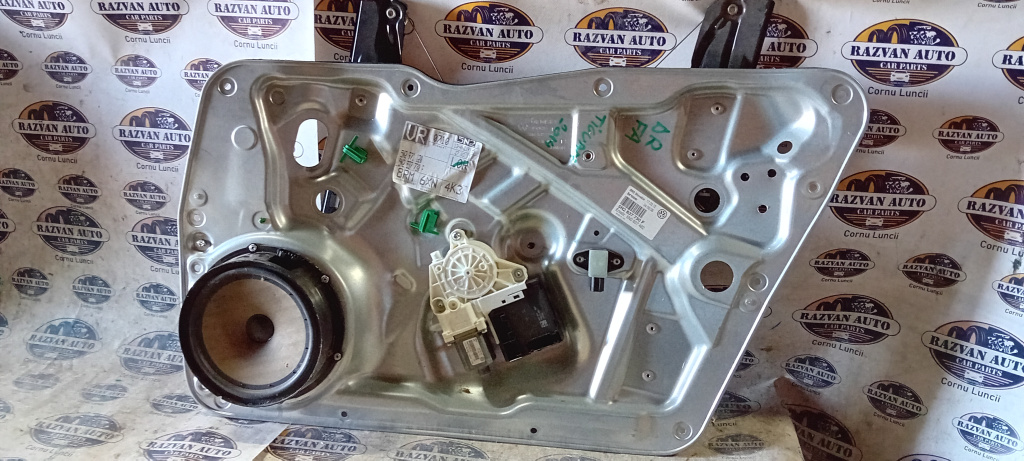 Macara geam dreapta fata Volkswagen Tiguan 2014
