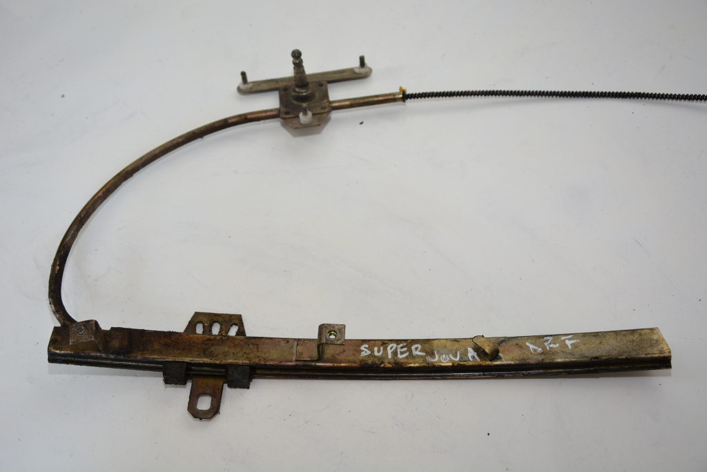 Macara Geam Dreapta,Manuala,4 Portiere,fata Dacia Super nova 2000 - 2003