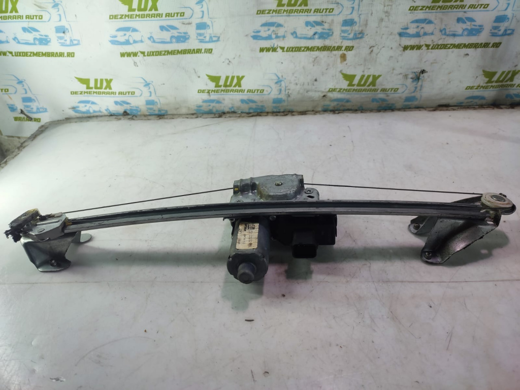 Macara geam dreapta spate 13132232 1.9 cdti Z19DTH Opel Zafira B [2005 - 2010] 1.9 cdti Z19DTH
