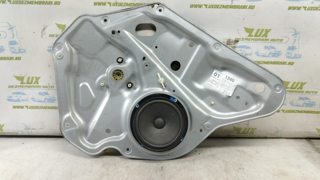 Macara geam dreapta spate 1K9839756A Volkswagen VW Golf 5 [2003 - 2009]