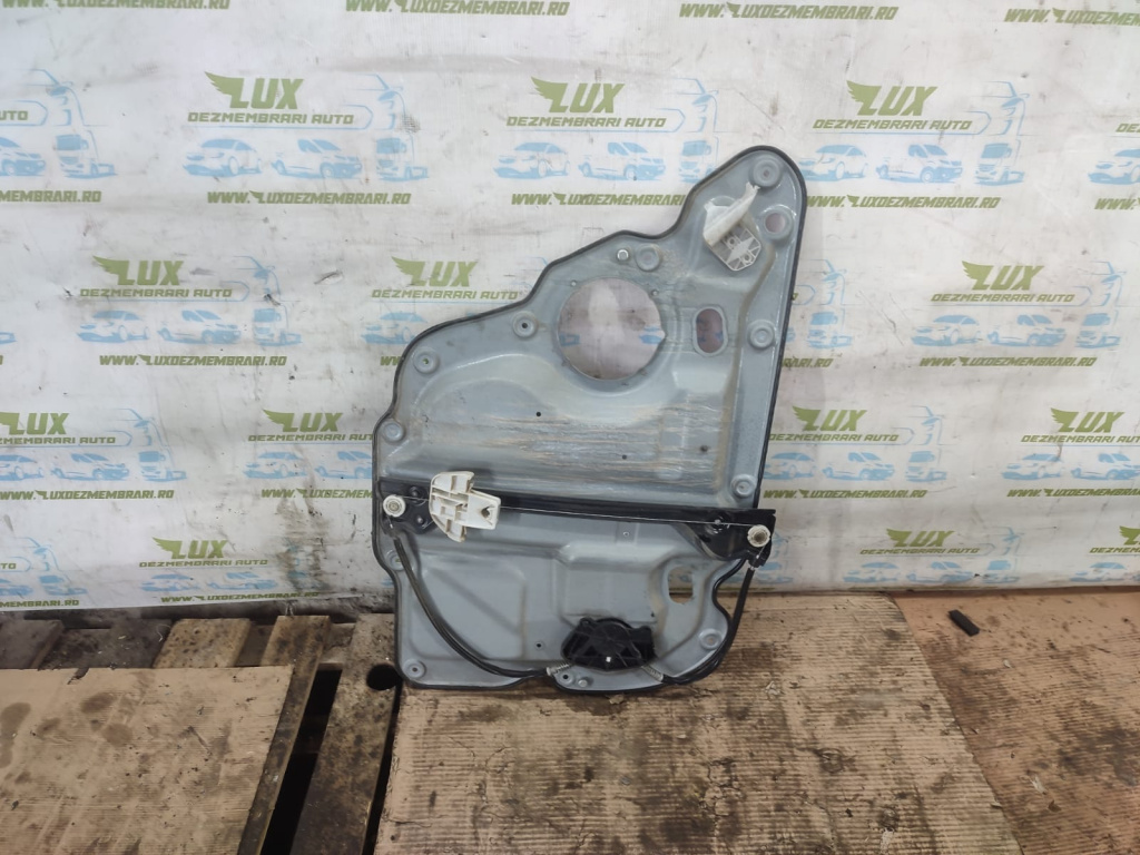 Macara geam dreapta spate 1t0839756e Volkswagen VW Touran [2003 - 2006] 1.9 tdi AVQ