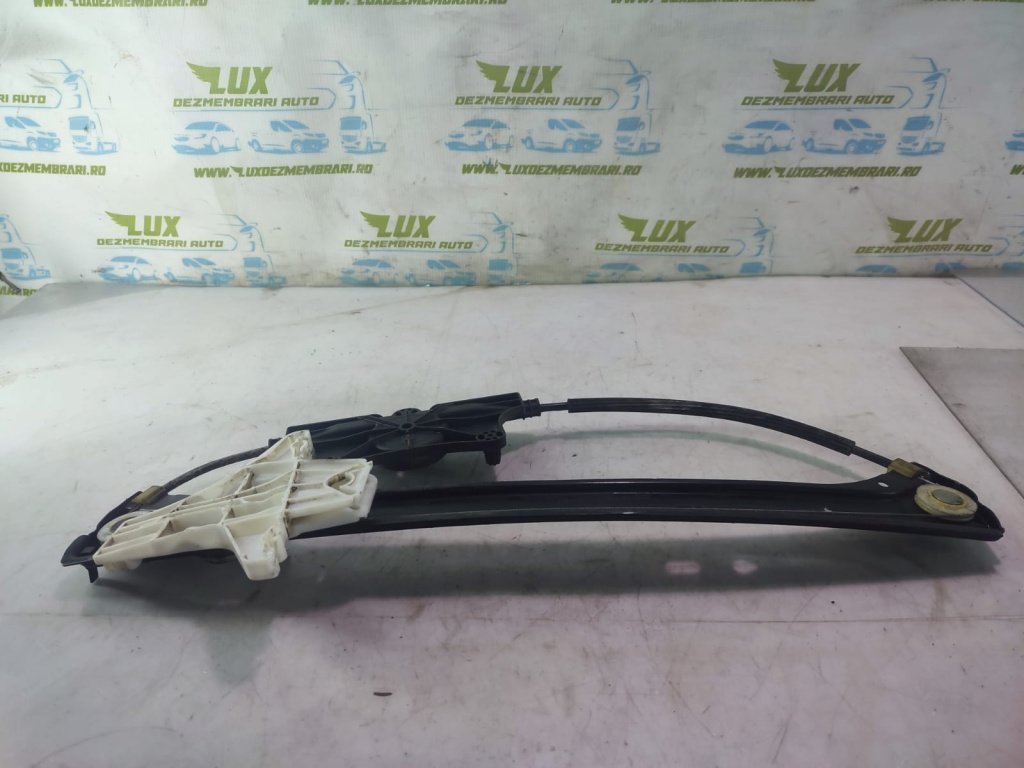 Macara geam dreapta spate 3G9839462A Volkswagen VW Passat B8 [2014 - 2020] 2.0 tdi DFCA