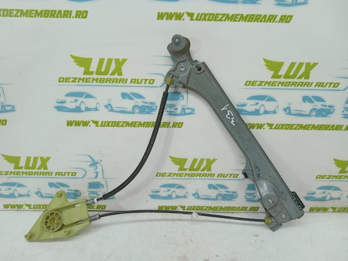 Macara geam dreapta spate 827000001R Renault Laguna 3 [2007 - 2011] 2.0 dci M9R 816