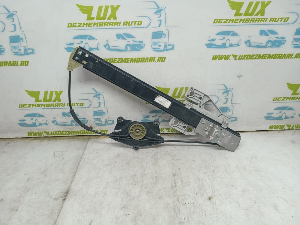 Macara geam dreapta spate 8k0839462A Audi A4 B8/8K [2007 - 2011]