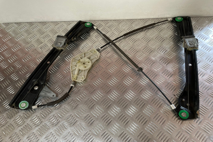 Macara geam dreapta spate 980873101 Volkswagen VW Passat B6 [2005 - 2010]