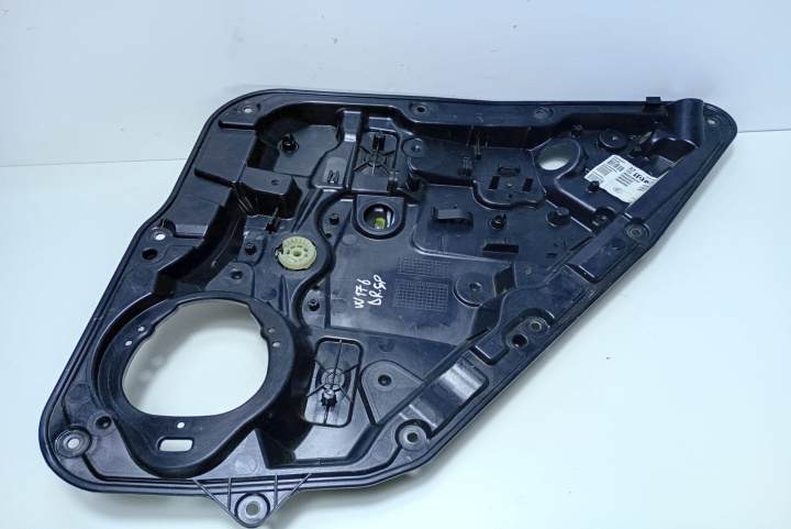 Macara geam dreapta spate A1767304400 Mercedes-Benz A-Class W176 [2012 - 2015]
