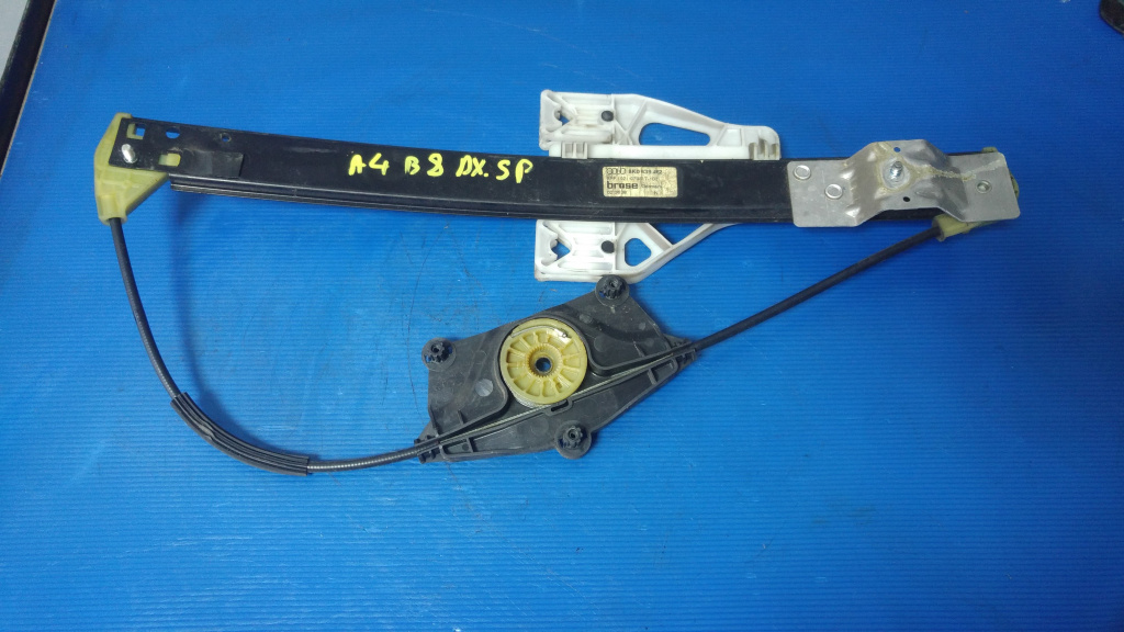 Macara geam dreapta spate audi a4 b8 8k0839462