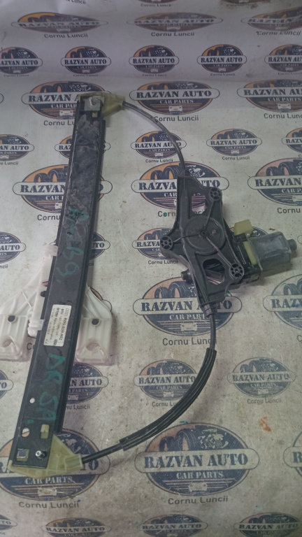 Macara geam dreapta spate Audi A4 B9 2016, 8W0839462