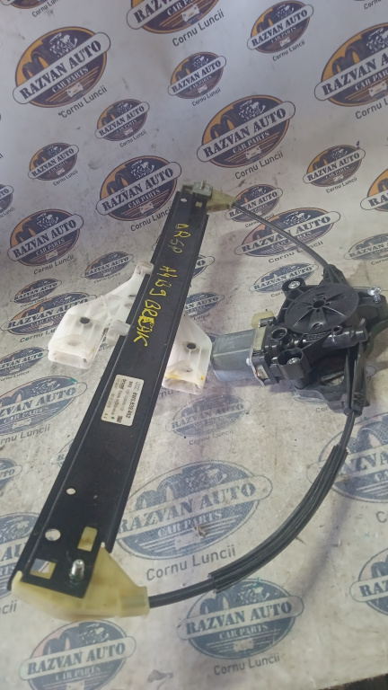 Macara geam dreapta spate Audi A4 B9 Break 2016, 8W0839462