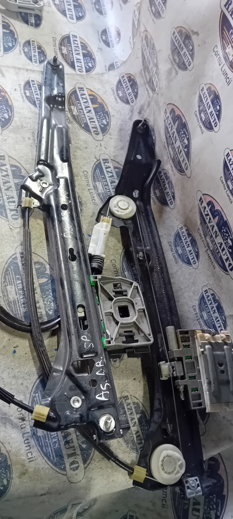 Macara geam dreapta spate Audi A5 2010