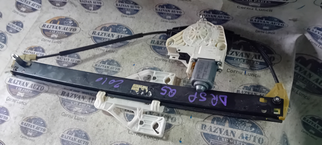 Macara geam dreapta spate Audi Q5 2010