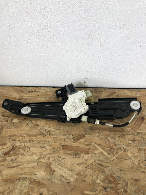 Macara geam dreapta spate Bmw 535i F10 sedan 2010 (cod intern: 13634)