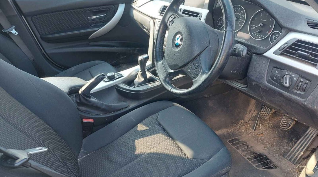Macara geam dreapta spate BMW F30 2012 SEDAN 2.0