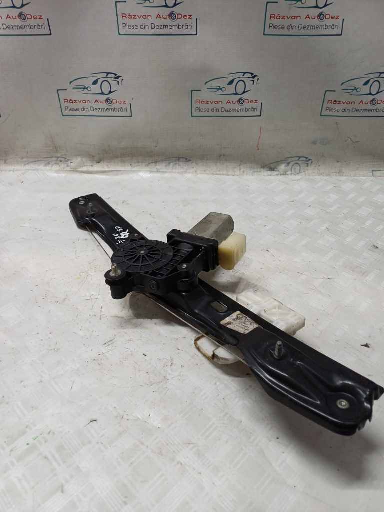 Macara geam dreapta spate BMW F30 - Motorina 2014, -