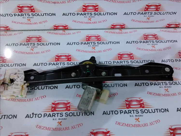 Macara geam dreapta spate BMW F30