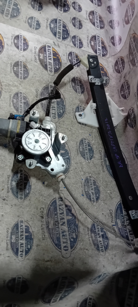 Macara geam dreapta spate Chevrolet Captiva 2012