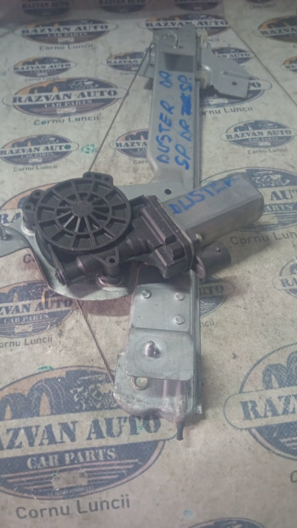 Macara geam dreapta spate Dacia Duster 2015, 8200733832E