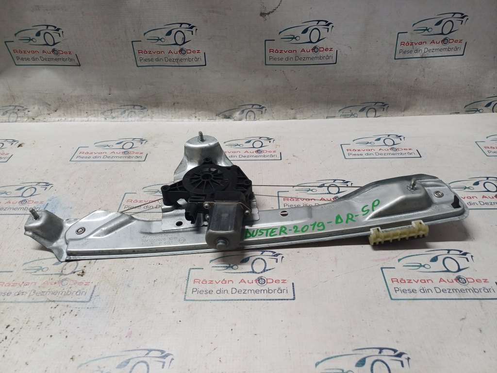 Macara geam dreapta spate Dacia Duster - Benzina 2019, 827208597R