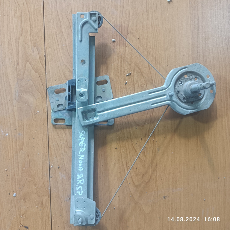 Macara Geam Dreapta Spate Dacia Super nova 2000-2003 4 Portiere Manuala