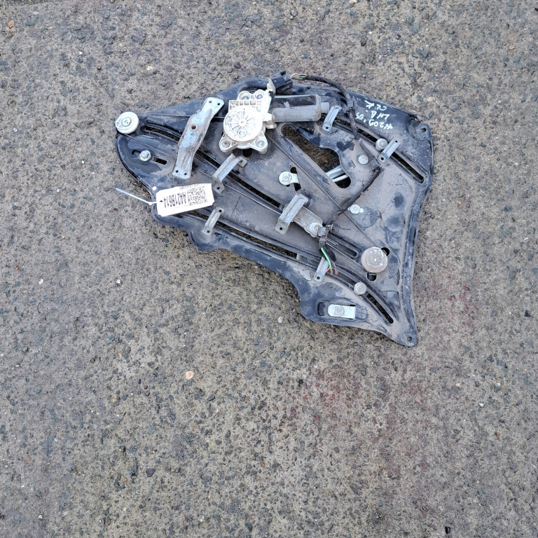 Macara Geam Dreapta,spate,Electrica Mercedes-Benz CLK W209 2002 - 2009 AA21B614
