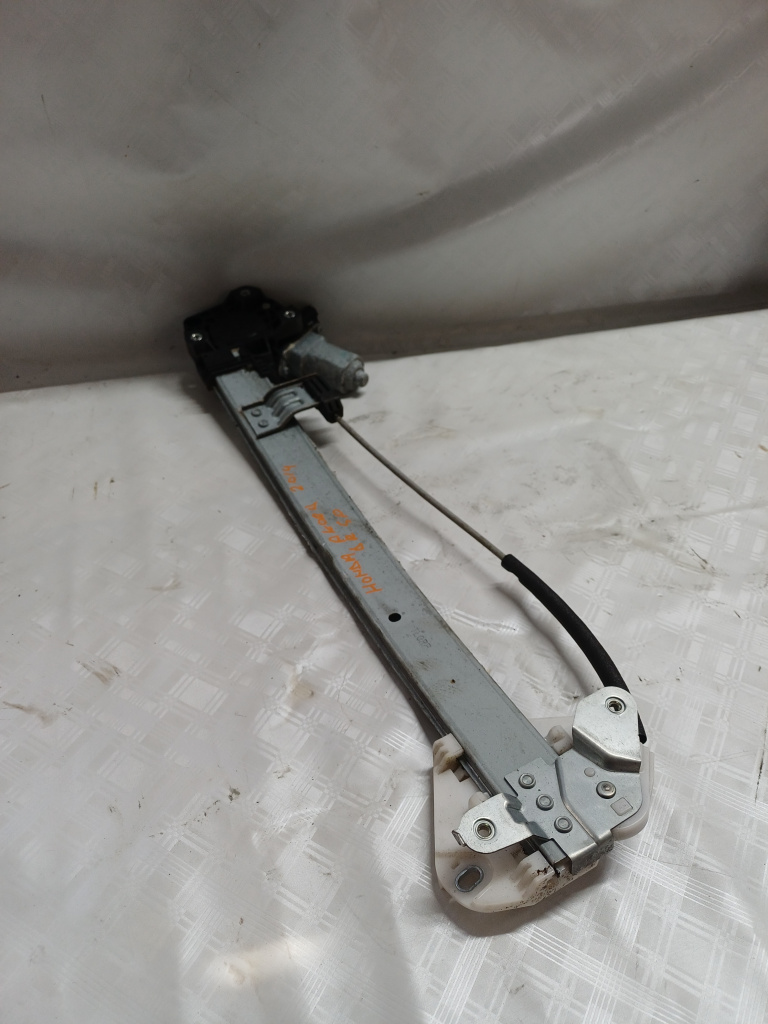Macara geam dreapta spate Honda Accord - Benzina 2011, -