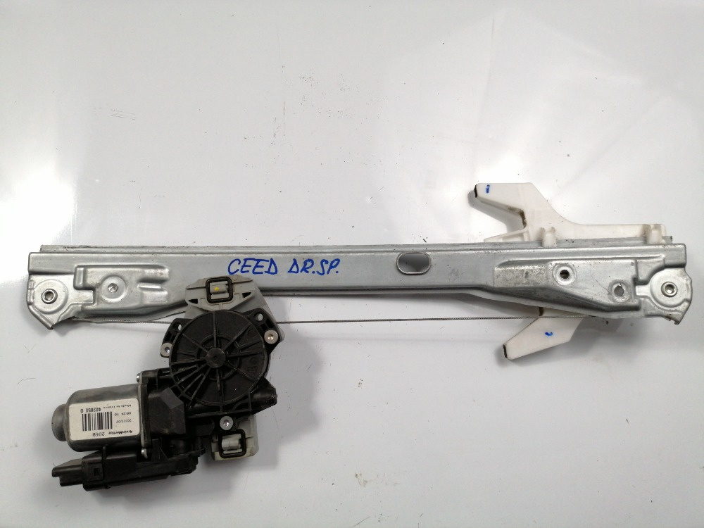 Macara Geam Dreapta Spate Kia Ceed (Ed) 2006-2012 4 Portiere Electrica