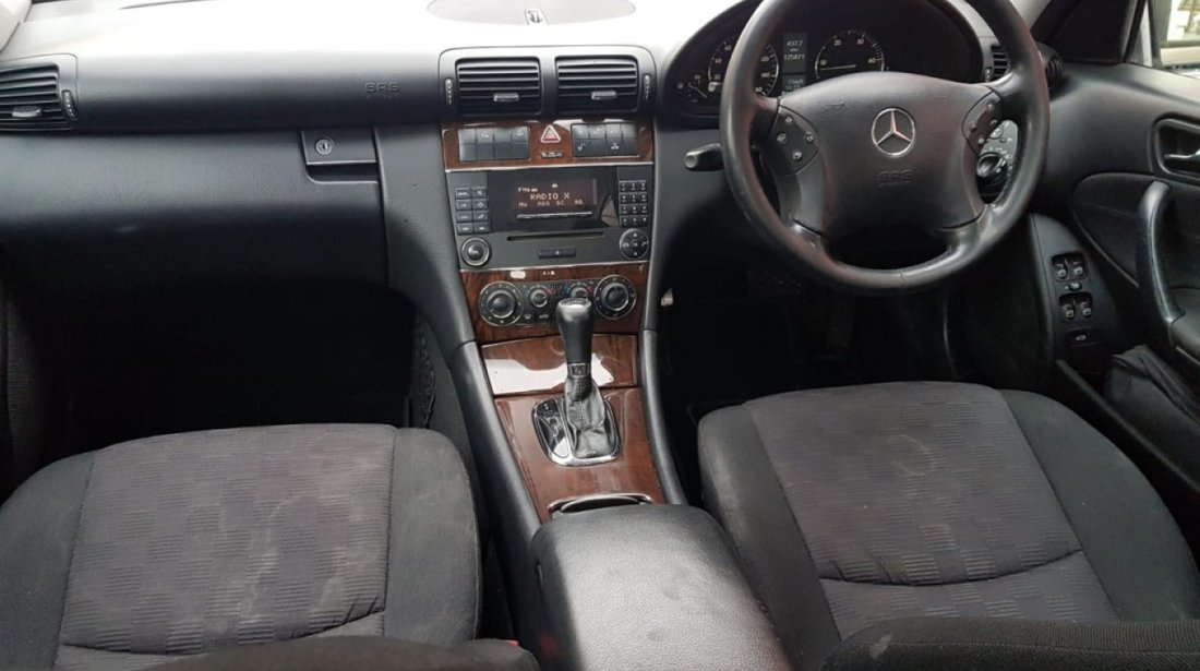 Macara geam dreapta spate Mercedes C-CLASS W203 2004 berlina 1.8
