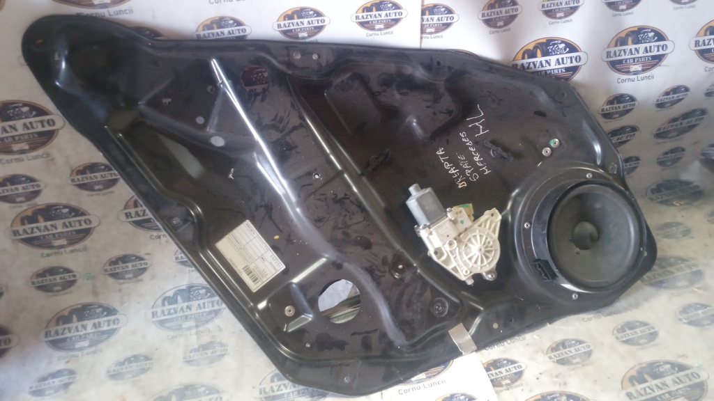 Macara geam dreapta spate Mercedes ML 2005, 2050031