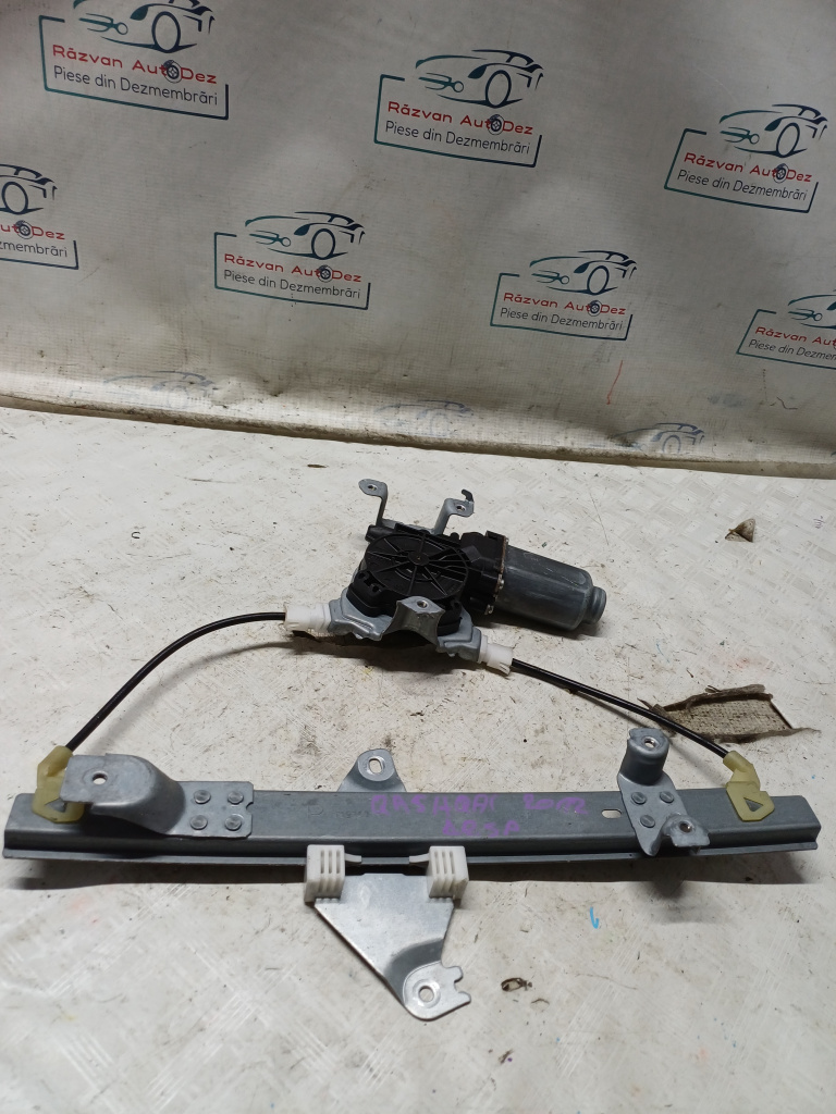 Macara geam dreapta spate Nissan Qashqai - Motorina 2012, -