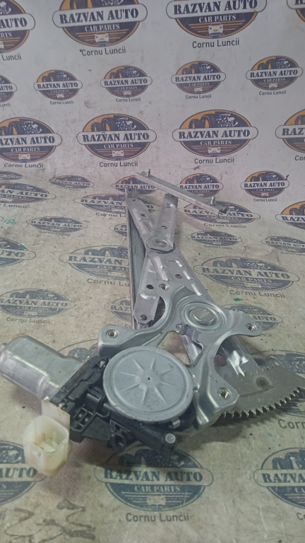 Macara geam dreapta spate Nissan X-Trail 2015
