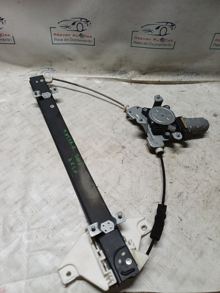 Macara geam dreapta spate Opel Antara - Motorina 2008, 96672885