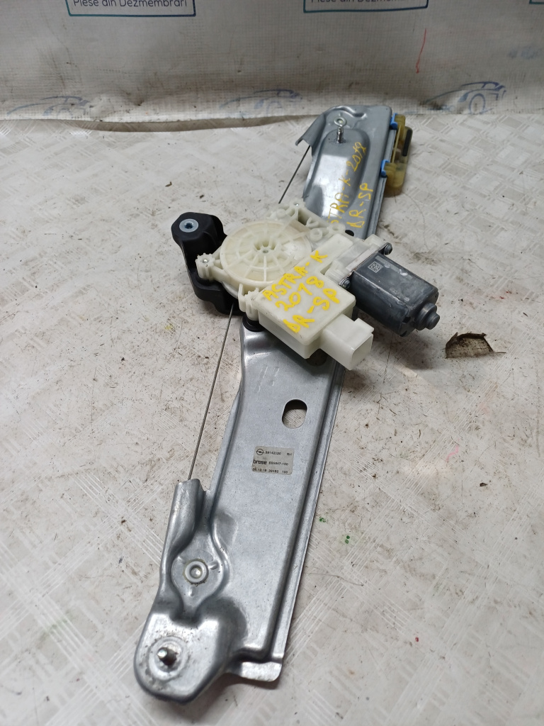 Macara geam dreapta spate Opel Astra K -