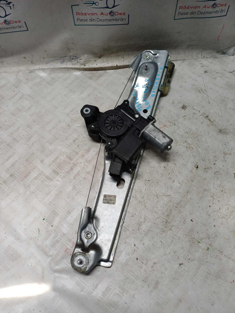 Macara geam dreapta spate Opel Astra K -