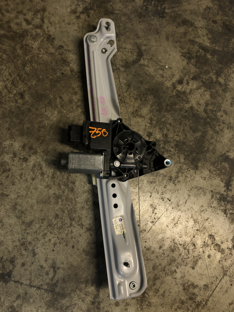 Macara geam dreapta spate Opel Crossland X - Motorina 2019, 39187592