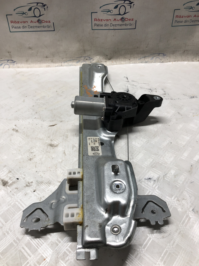 Macara geam dreapta spate Renault Kadjar - Benzina 2017, 827004EA0A