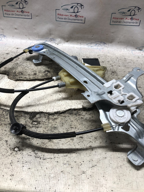 Macara geam dreapta spate Renault Megane 3 2012