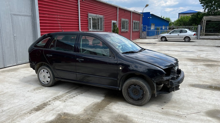 Macara geam dreapta spate Skoda Fabia I Combi 1.4 benzina an fab. 2000 - 2007