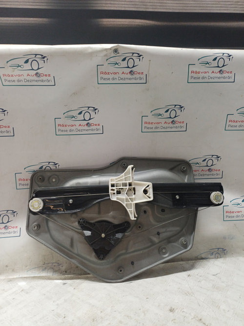 Macara geam dreapta spate Skoda Superb 2 - Motorina 2014, 8K0959812A