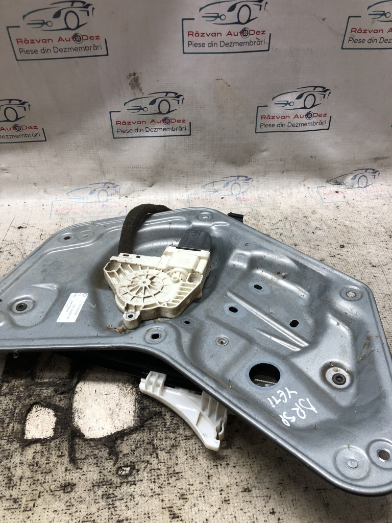 Macara geam dreapta spate Skoda Yeti 2012, 5L0839402B