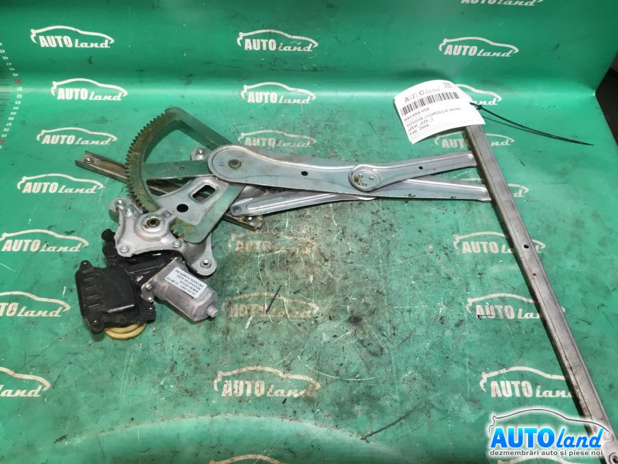 Macara Geam Dreapta Spate Toyota COROLLA Verso ZER ,ZZE 2004