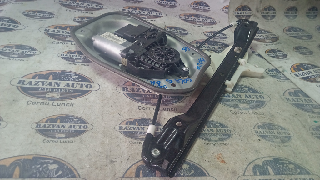 Macara geam dreapta spate Volkswagen Golf 5 2008, 1K4839402E