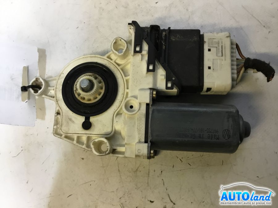 Macara Geam Dreapta Spate Volkswagen GOLF V 1K1 2003