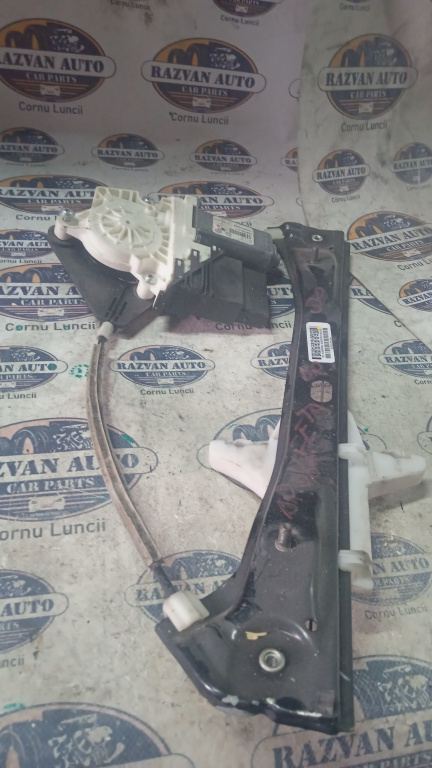 Macara geam dreapta spate Volkswagen Jetta 2011, 5C6839462A